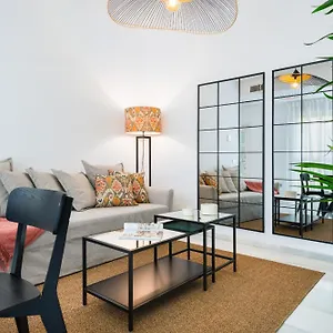 San Román. Disfrutar Un Sevillano Más Apartamento